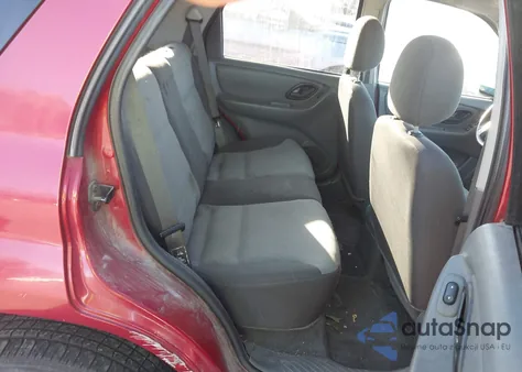 2003 Ford Escape Xls z USA, uszkodzony, nr VIN 1FMYU02B03KA70186